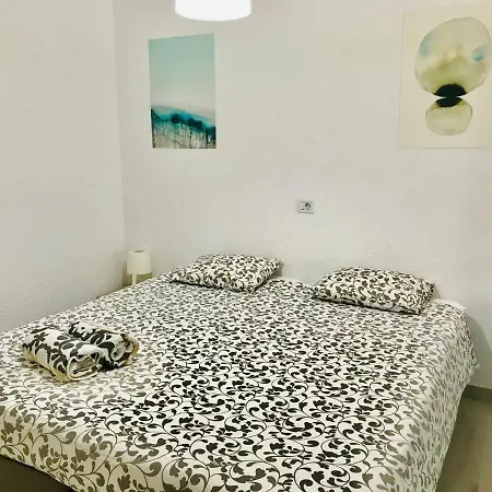 Los Cristianos Royale Estudios